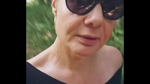 Dans les bois à la recherche d’une bite