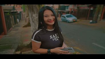 Buscando chicas para fotografiar y quiza algo mas… Consegui a esta petite de linda cara