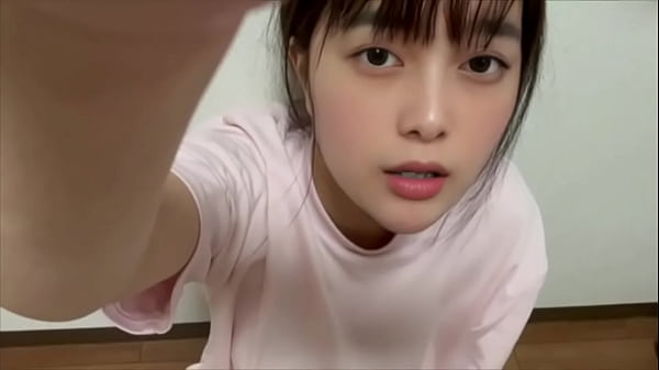 男友達のおちんちんが大きくてどんなちんちんか想像してしまってムラムラしてオナニーする女子大生