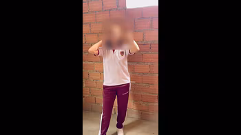 HOMEMADE PORN SCHOOLGIRL FUCKS HER BEST FRIEND’S BOYFRIEND REAL HOMEMADE
