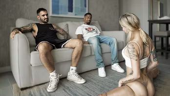 wife gets stretched out by hubby’s black friend from the gym