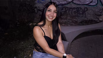 POV – Strolling The Streets To Find Cute Girls